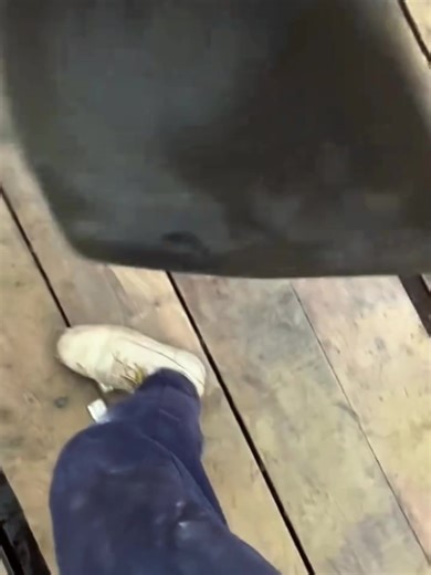 Weird sounds #fyp #funnyvideos #funny #sounds