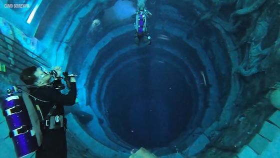 Cómo sobrevivir en la piscina más profunda del mundo