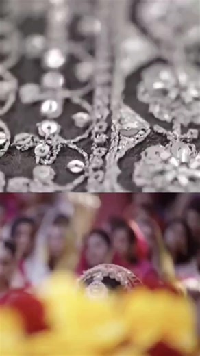 Throwback to the time when @sabyasachiofficial recreated @deepikapadukone's wedding lehenga for our Band Baajaa Bride Shilu Iqbal and made her look absolutely regal. #GOODTiMES #MyGoodtimes #DesiAtHeart #DeepikaPadukone #RanveerSingh #bandbaajaabride #bandbaajaabridewithsabyasachi #bandbaajaabrideseason9 #deepikaranveerwedding #deepikaranveerkishadi #sabyasachi #sabyasachijewellery | Band Baajaa Bride