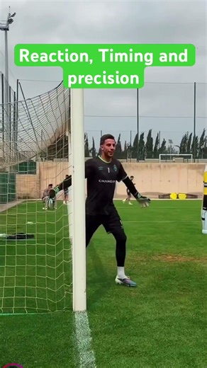 Reaction, timing and precision #football #viral #raja #rca #curvasud #short #fyp #maroc #sports #can