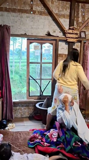 Morning Cleaning Routine in a Bamboo House! 🧹✨ #Shorts