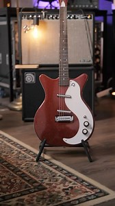 @turramurramusic Plenty of sparkle from this Red Metal Flake Danelectro ‘59M NOS ✨ These NOS Lipstick pickups offer classic Dano tone, with heavier lows, punchier mids, and brighter highs. Perfect through a clean Fender amp. 🎸: @deanraymusic | Danelectro Guitars