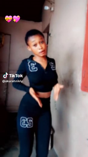 Um🤩🤩🤩Harriet (@umharriet)’s videos with original sound - SIMPLE_BOY LYRICS