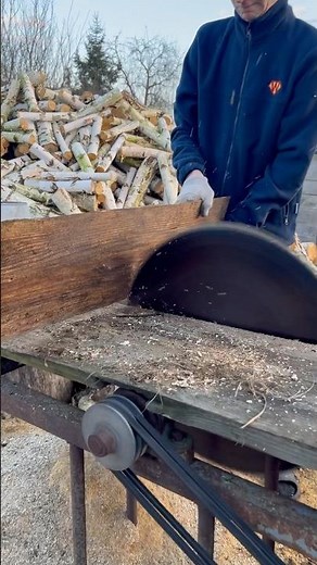 Homemade Super-Fast Circular Sawmill for Firewood Processing