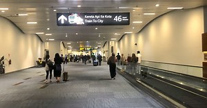 Omicron: Indonesia to ban international arrivals from 14 countries starting Friday | Coconuts