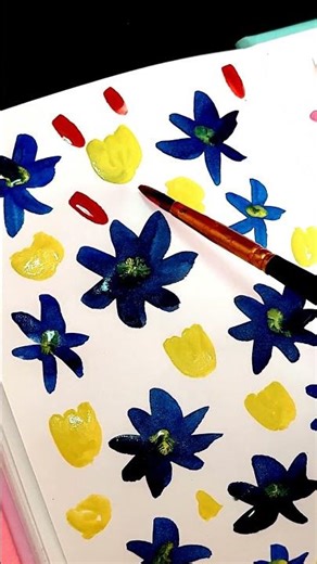 Quick Blue Floral Pattern in a Sketchbook with Markers #art #drawing