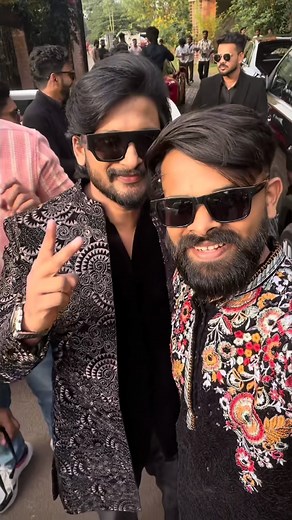 Muhammed Sinan Sinu on Instagram: "കല്യാണം ഒന്നല്ലേ ഒള്ളൂ അത് പൊളിക്ക🔥 @haris_rahman_vp"