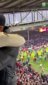 67K views · 5.3K reactions | This is the moment Wrexham FC secured a return to the English Football League after a 15-year absence. Hollywood owners Ryan Reynolds and Rob McElhenney were captured by fellow actor Paul Rudd as they reacted to the moment. : Paul Rudd | ABC Sport | Facebook