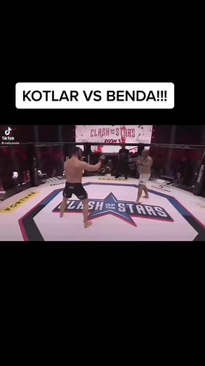 Kotlar Mikroskop: Clash of the Stars