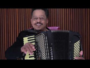 Como tocar a primeira música no acordeon!