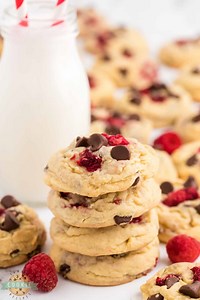 RASPBERRY CHOCOLATE CHIP COOKIES