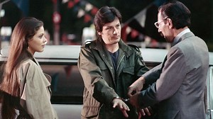 Alain Delon dans 'Mort d’un pourri' : un film policier à la trame politique - RTBF Actus