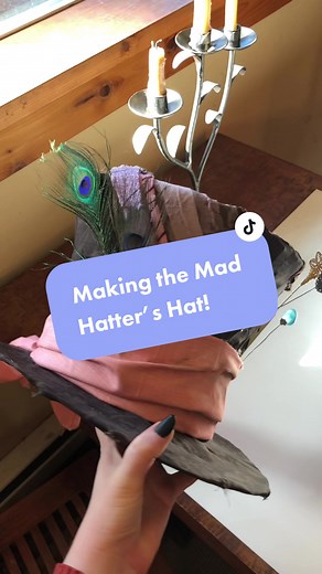 Making the Mad Hatter’s Hat 👀 #madhatter #aliceinwonderland #johnnydepp #timburton #cosplay #madhattercosplay #artist #fyp #diy #craft #hatter #hat #handmade
