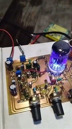 Regenerative Receiver Assembly OC. 49m to 40m band #schematics #projects #radio