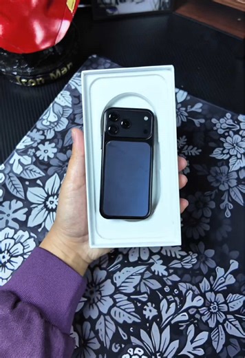 Why Mini Smartphones Are Ideal Gifts for Kids