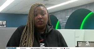 How a mobile device repair boot camp helps Omaha students join the workforce