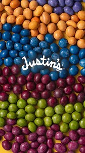 Candy shells this vibrant usually come with an asterisk (*artificial colors). Ours come with organic ingredients sourced from nature. It’s candy gone JUSTIN’S® brand. | Justin's