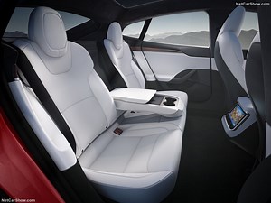 Tesla : comment sortir de la voiture quand la batterie est vide ?