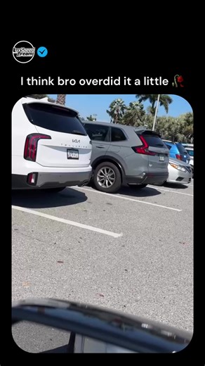 It’s either genius or chaos. Media credit: @ nicknav__ (INST) Thoughts?🤔💭 Disclaimer: For entertainment purposes only. Not an official partner or representative of the brand. #miata #mx5 #cartuning #LuxSpeedDream