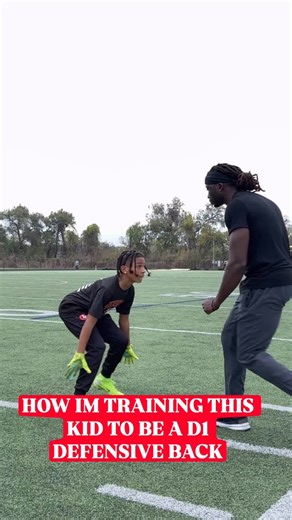 Defensive Back Specialist (Jalil Johnson) on Instagram: "I know and understand my gift! I am a great teacher and I make the game simple for everyone who wants to master the defensive back position. This kid shows up to work every session and wants to be great! Kids like @braylonmalachi5 make my job super fun and easy !"