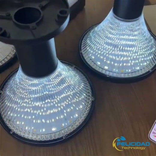 FLT-CPD3005 Solar LED Garden Bollard Light with Dual CCT 3000K + 6500K Adjustable Color Temperature