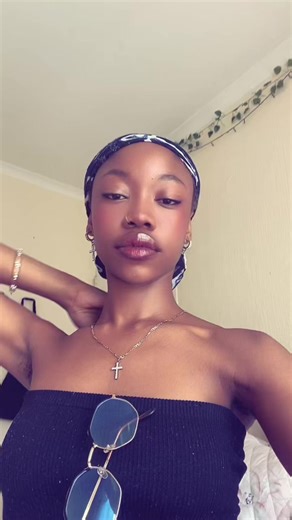 Having a very quiet Saturday and I’m here for it 🍒#fypシ #makeda #earthyblackgirl #afrocentric