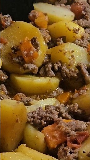 Juicy Ground Beef & Potatoes 🔥 One Pan Magic