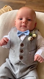 Suited up and ready to steal the show! The definition of a dapper little man. 🤵‍♂️✨ #happybaby #familygathering #sunshine #littlegentleman #dapperbaby #babyfashion2025 | TICA
