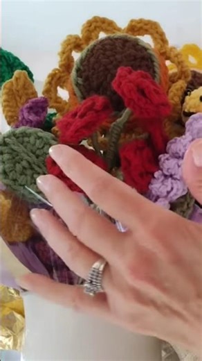 Crochet Fall Flower Arrangement #crochetflowers #fallflowers #howtomakeflowervase