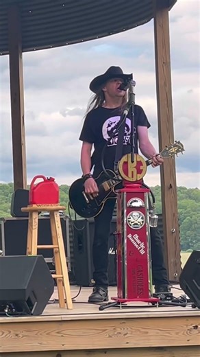 Secondhand Smoke #shorts #rocknroll #music #rockband #concert