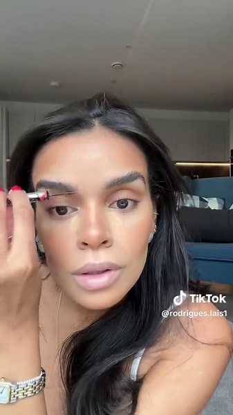 Makeup Tips Without Foundation: A Guide