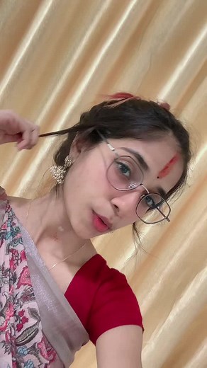 Veena Entertainment with Friends: Fun Moments