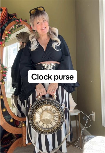 FREE SHIPPING vintage style clock purse! #purse #purses #handbags #handbag #pursecollection