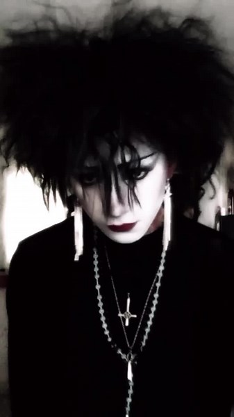 Siouxsie and the Banshees: The Happy House | Goth 80s Makeup & Hairstyles