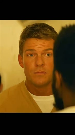 A Prison Bully Thought the New Guy Was Easy Prey, Until a Mysterious Inmate Stepped In and Turned the Entire Cell Into a Brutal Battlefiel