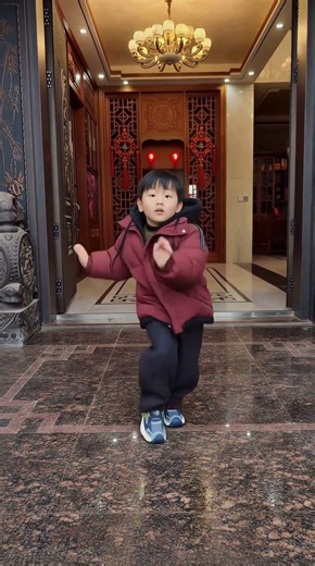 家门口在来一段准备One two three#一起跳舞