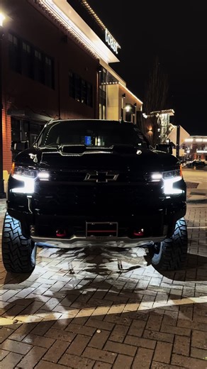 Exploring the Fourth Gen Silverado ZR2 with BDS Suspension