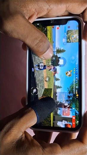 Iphone 11 Free Fire Gameplay test full max settings HUD+DPI+ MACRO 4 gb ram🤯2019
