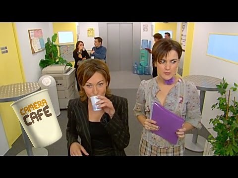 Escort girl - Caméra Café S5