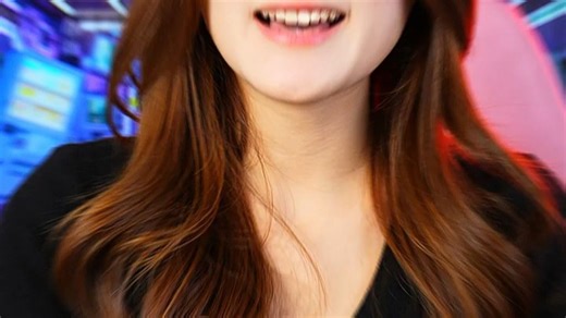 西数P40游戏移动固态硬盘，告别加载慢烦恼，随时随地畅玩大作，传输速度快，兼容性强，提升游戏体验一步到位。