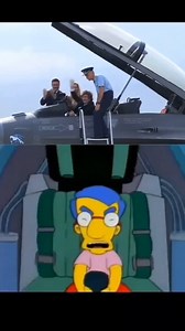 765K views · 14K reactions | Tomé esto, doctora Godínez 藍 #F16 #Petri #Milei #Defensa | Simpsons Peronchos | Facebook
