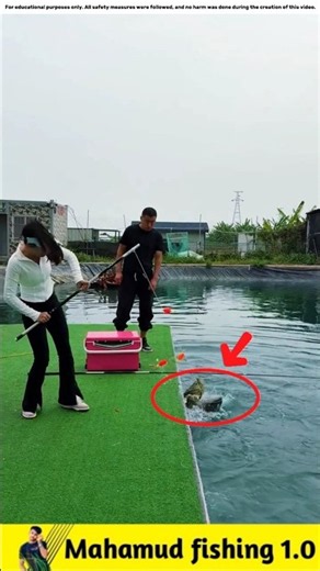 What Fish Did the Brave Girl Catch on Her Hook?🐟#viralvideo #facts #fishinggear #fishinglife #fish