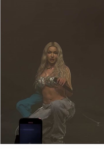 Shirin David Maschine: Konzerterlebnis und Genesungswünsche