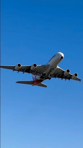 LOUD Qantas A380 Close Up Takeoff Runway 34L Sydney AirPort!