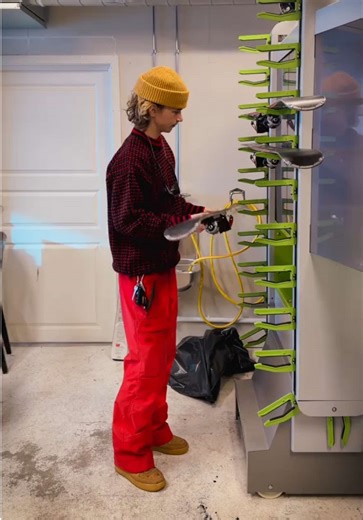 Professional Ski Service at Skistua