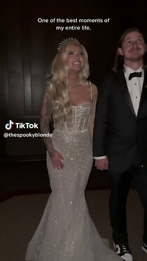 Haunted Mansion Wedding Dreams Come True! 👰‍♀️👻