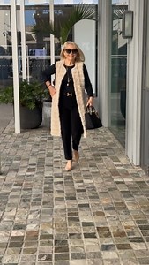 85K views · 13K reactions | NEUTRAL FAUX FUR with BLACK or WHITE? 懶...