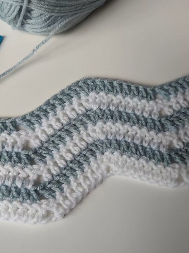 Chevron Stitch Tutorial: Easy Crocheting Guide
