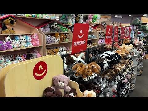 Explore Shady Maple’s Toy Wonderland!