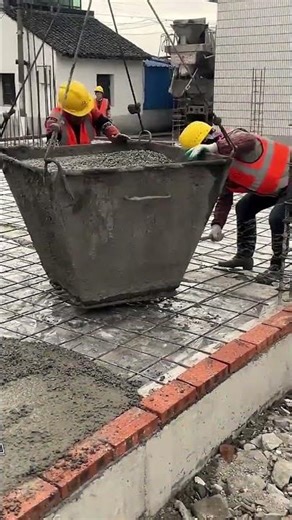 Concrete Pouring Process for Floor Construction